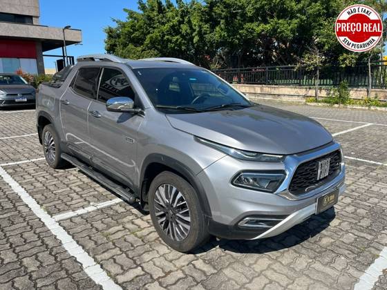 FIAT TORO 2.0 16V TURBO DIESEL RANCH 4WD AT9 FIAT TORO 2.0 16V TURBO DIESEL RANCH 4WD AT9